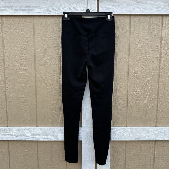 New Assets Spanx Faux Leather Front Leggings Very Black Women’s Size Medium - Picture 2 of 4